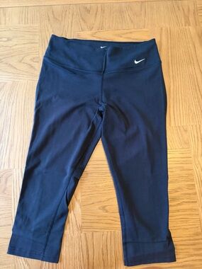 Nike Women’s Capri Pants